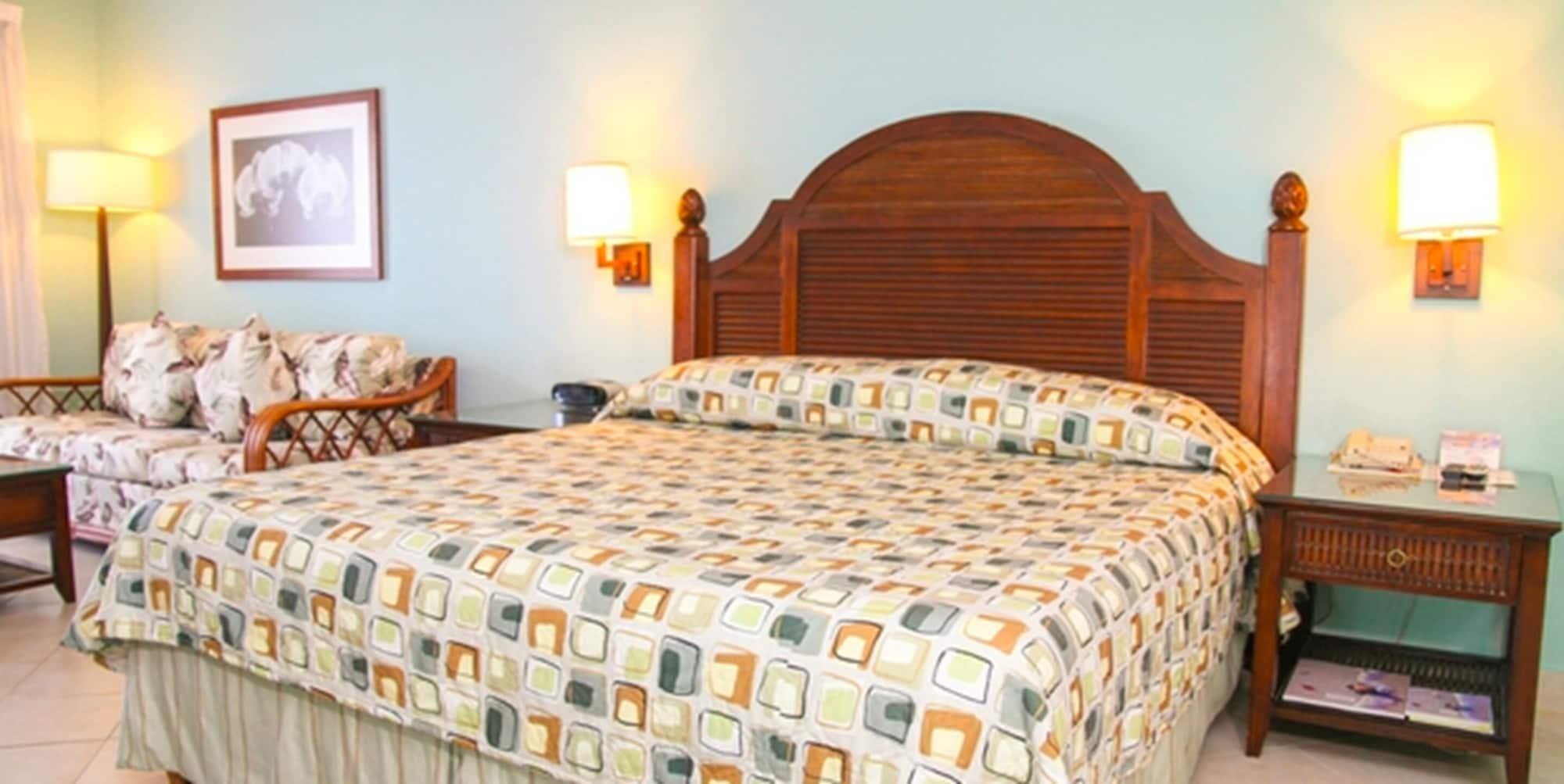 Trade Winds Hotel Dickenson Bay Exteriör bild