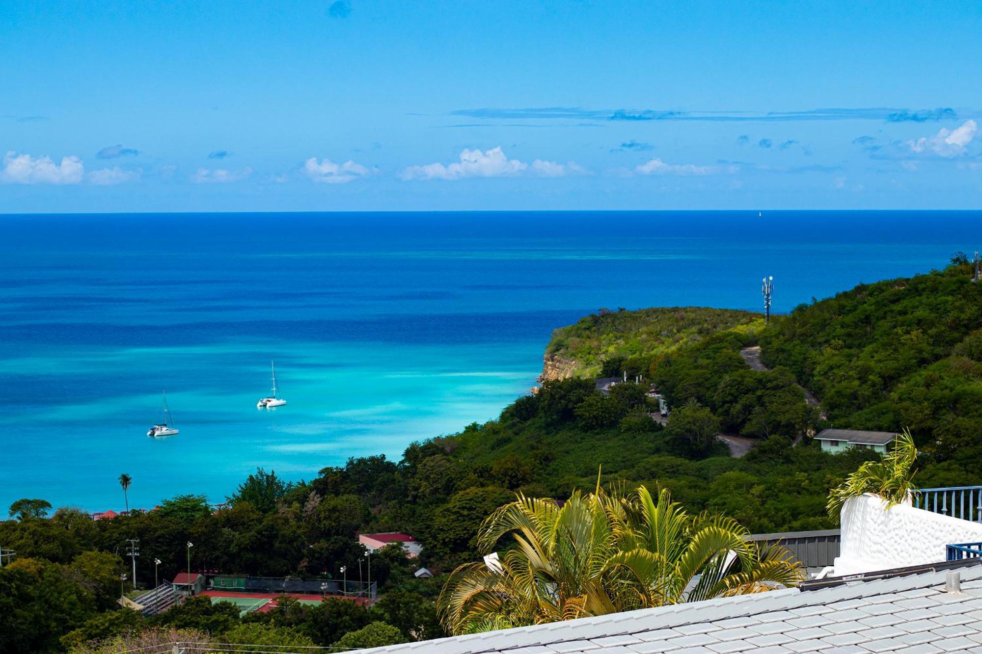 Trade Winds Hotel Dickenson Bay Exteriör bild